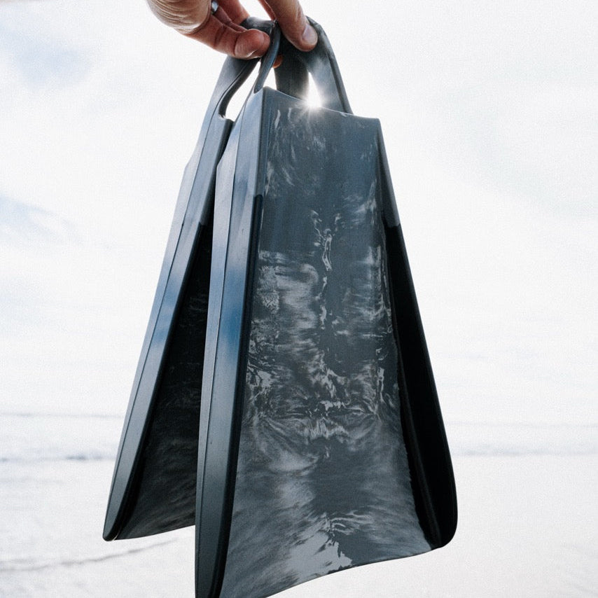 Yucca Obsidian Short Blade Fins - Super Flex - Yucca Fins