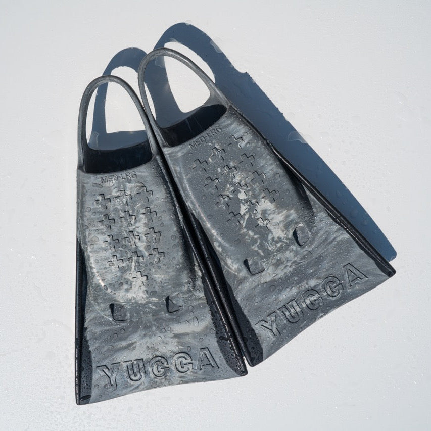 Yucca Obsidian Short Blade Fins - Super Flex - Yucca Fins